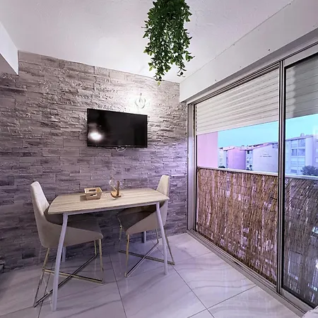 Charmant Studio Apartman